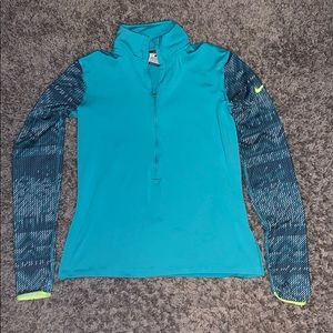 Women’s Nike quarter zip